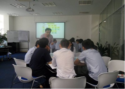 某公司成功舉辦《TTT(企業(yè)內(nèi)訓(xùn)師的培訓(xùn))》活動(dòng)，冠卓咨詢助力人才梯隊(duì)建設(shè)